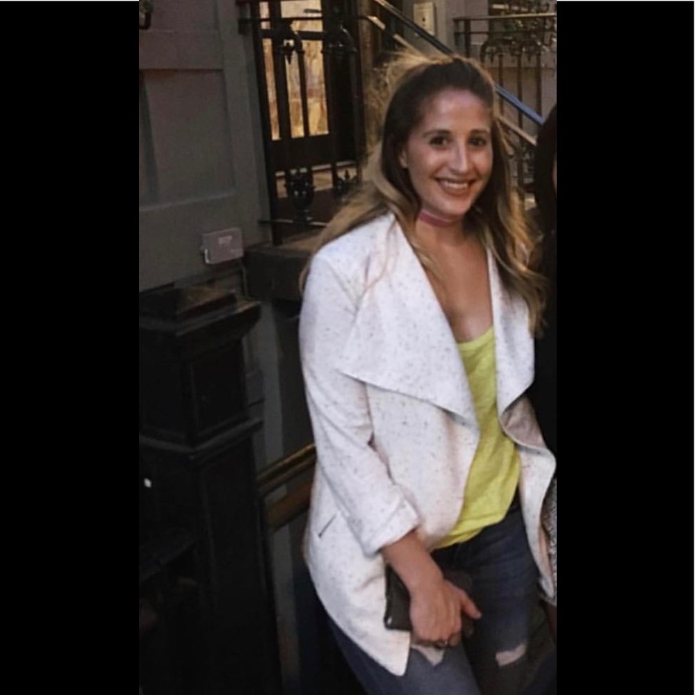 Jacket/Blazer/Cardigan